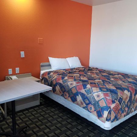Nights Stay Hotel Тълса Екстериор снимка