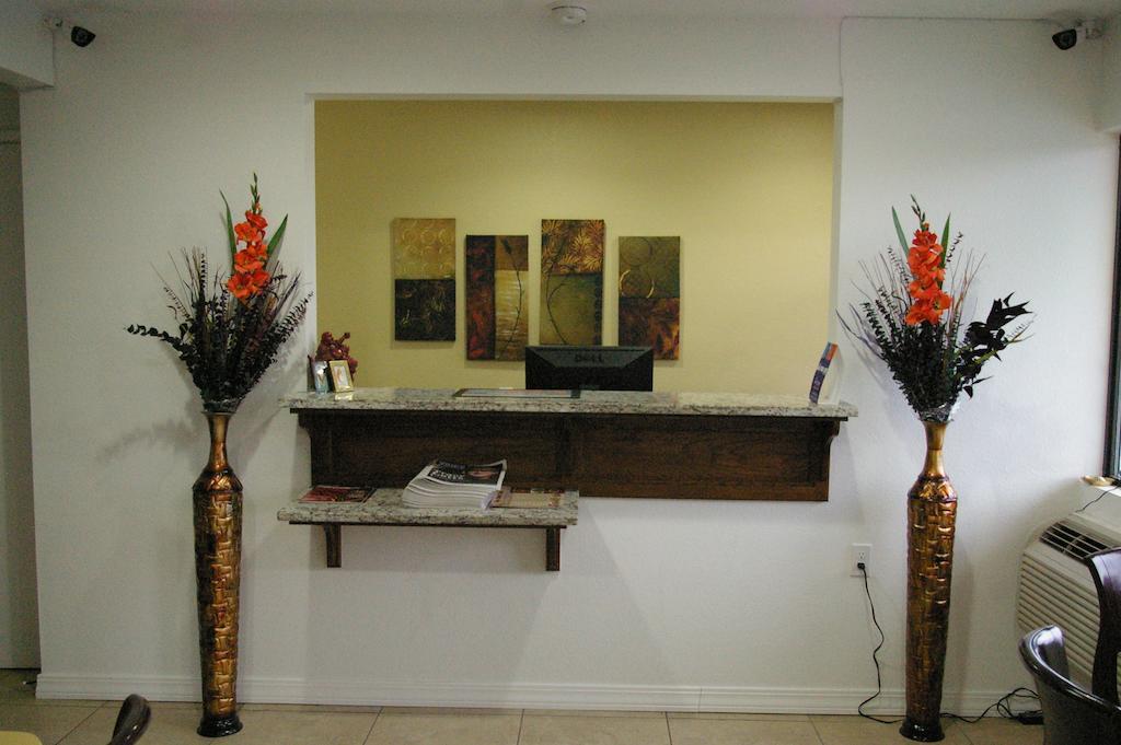 Nights Stay Hotel Тълса Екстериор снимка
