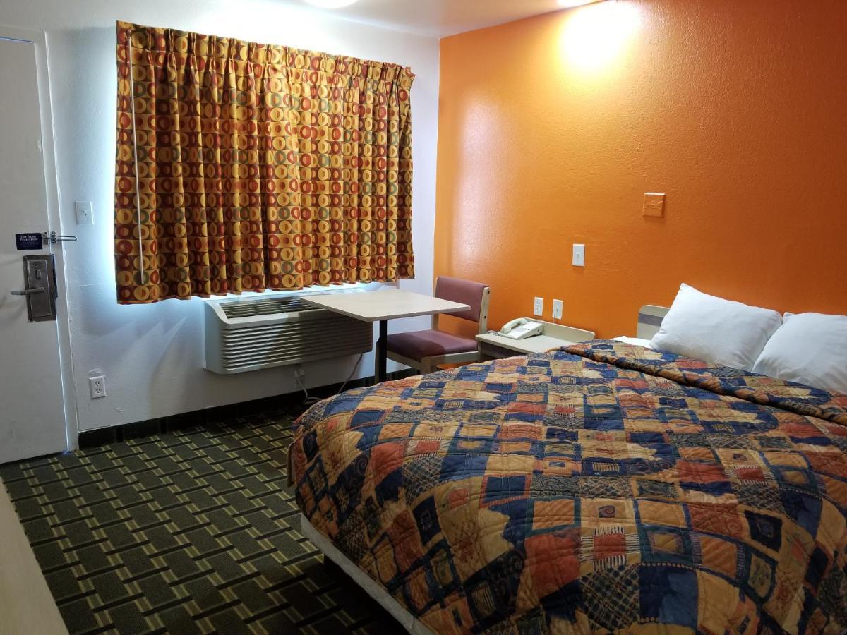 Nights Stay Hotel Тълса Екстериор снимка